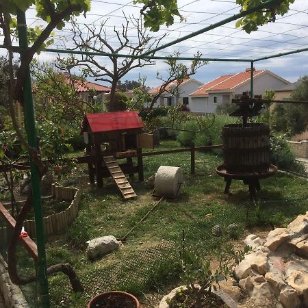 Apartmani Zorica Rab Town Exterior photo