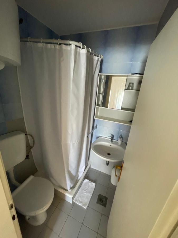 Apartmani Zorica Rab Town Exterior photo