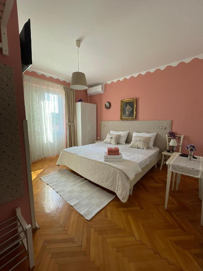 Apartmani Zorica Rab Town Exterior photo