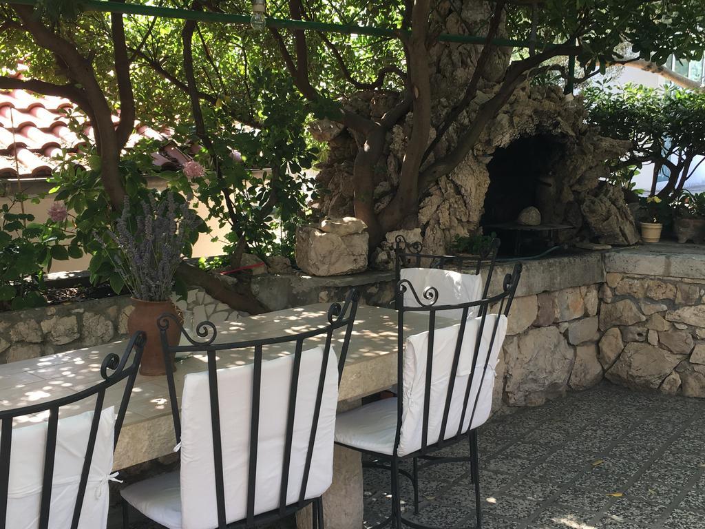 Apartmani Zorica Rab Town Exterior photo