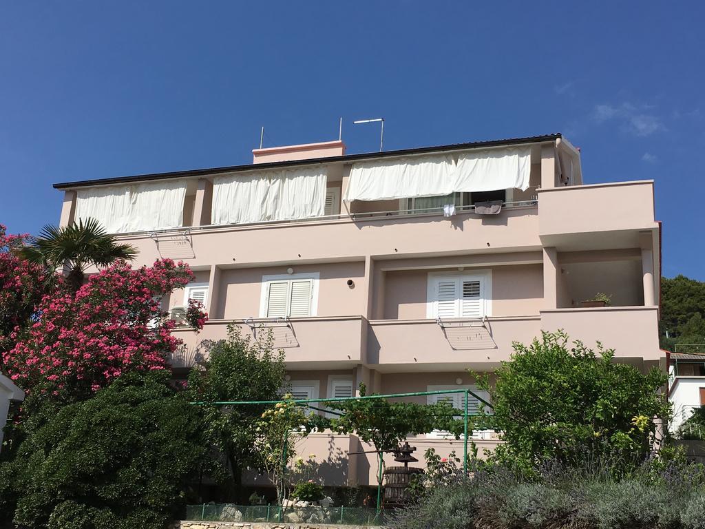 Apartmani Zorica Rab Town Exterior photo